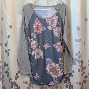 Floral maternity shirt